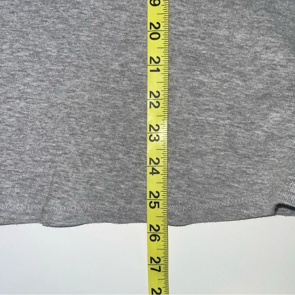 Disney Light Gray Embellished Rhinestone Mickey Mouse Graphic Tee 2X Women’s - Picture 8 of 10